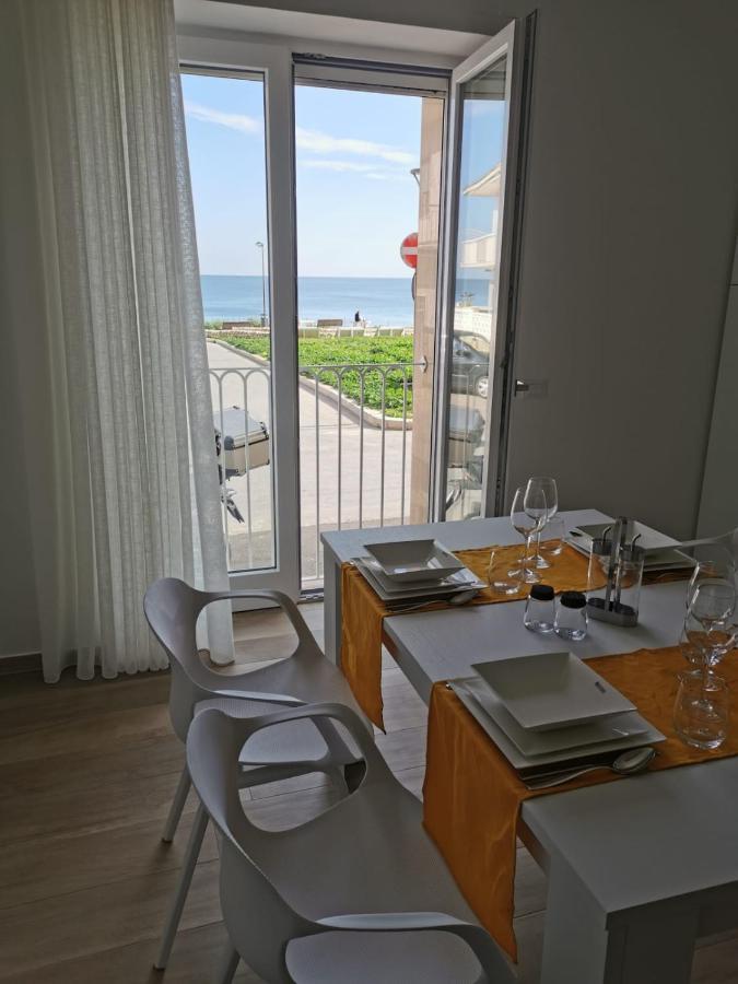 Apartament Dimore Danese Monopoli Zewnętrze zdjęcie